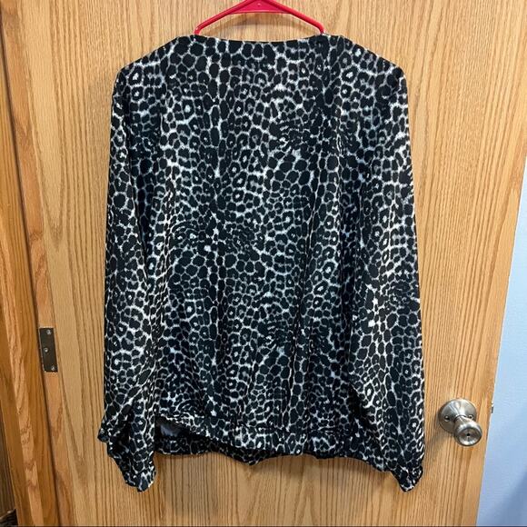 CJ Banks Lightweight Leopard Print Full Zipper Jacket Plus Size 1X w/ Pockets - Picture 2 of 7